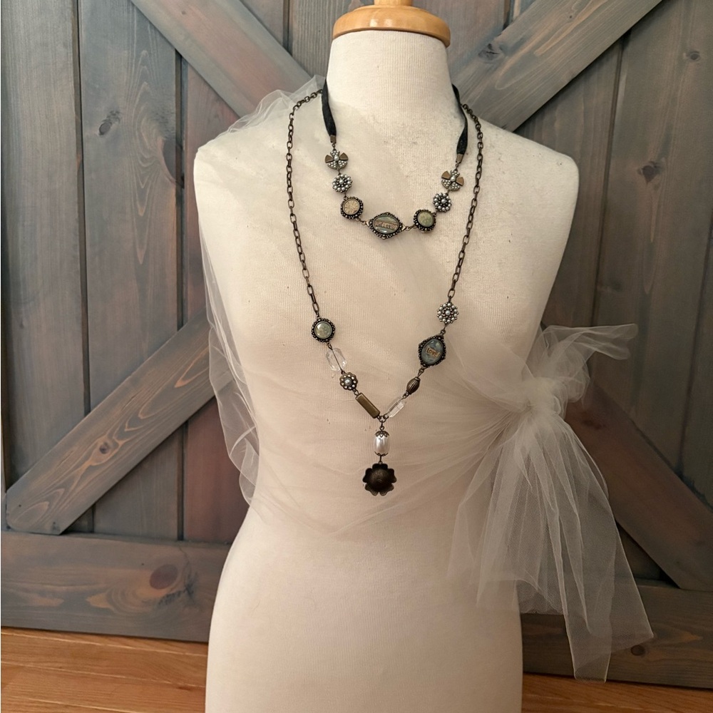 Elegant Black and Silver Necklace Set